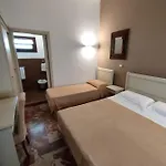Quilungomare Alojamento de Acomodação e Pequeno-almoço Porto Cesareo