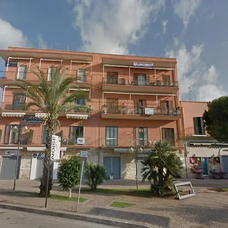 Quilungomare Alojamento de Acomodação e Pequeno-almoço Porto Cesareo