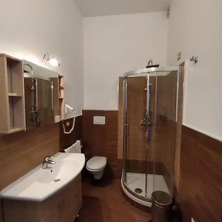 فندق مبيت وإفطار Quilungomare 4*